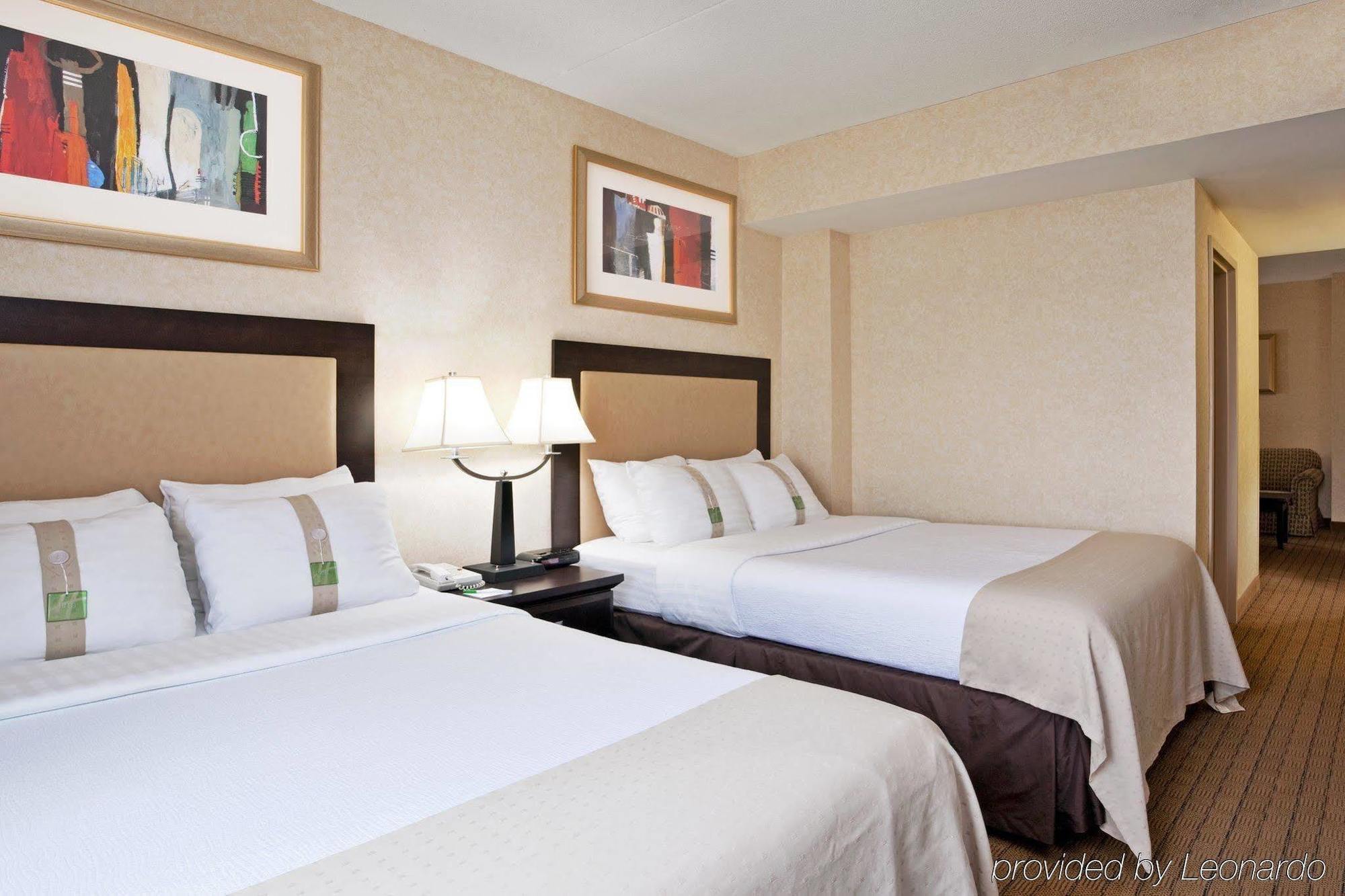 Delta Hotels By Marriott Detroit Novi Farmington Hills Exterior photo